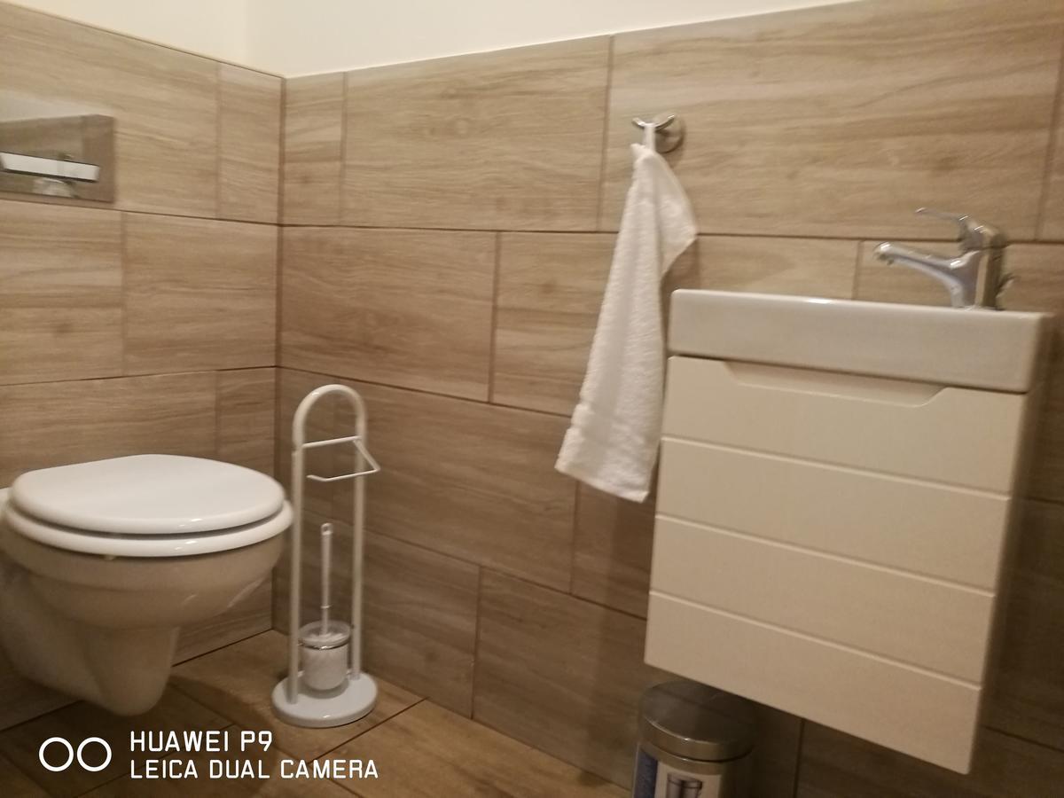 Room4U Apartment Balatonszárszó Exterior foto