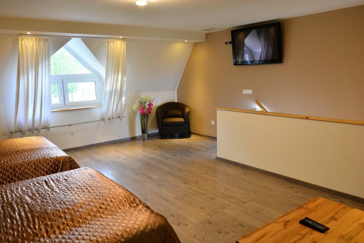 Room4U Apartment Balatonszárszó Exterior foto